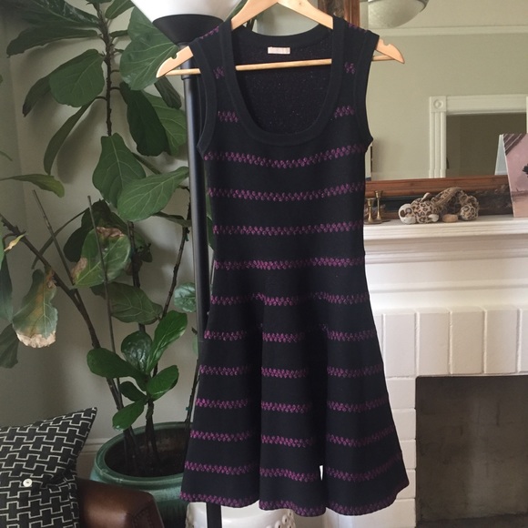 Alaia Dresses & Skirts - Alaia Black Purple Zig Zag Dress